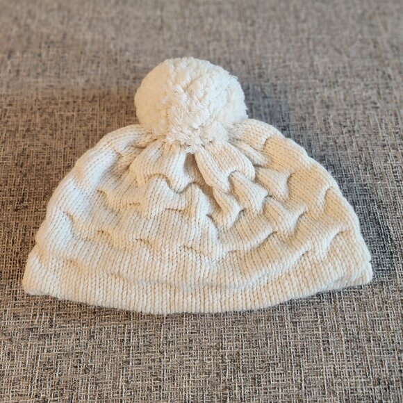 Moncler Berretto 100% Virgin Wool Knit Beanie w/ PomPom - Picture 3 of 14